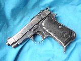 Beretta 1934 Petit pistolet en 9 court, fabriqu en 1956, simple action, chien rond, jection verticale, arrtoir de culasse par le magasin (c'est le magasin qui...