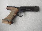 FAS SP 607 Pistolet de sport petit calibre (PSPC), arme italienne (CAT 902), simple action, poigne ergonomique en bois pour...