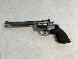 Smith & Wesson 686-6 Revolver de 6 coups avec un canon de 6 pouces lourd, double action, hausse micromtrique, poigne en caoutchouc S&W, tout...